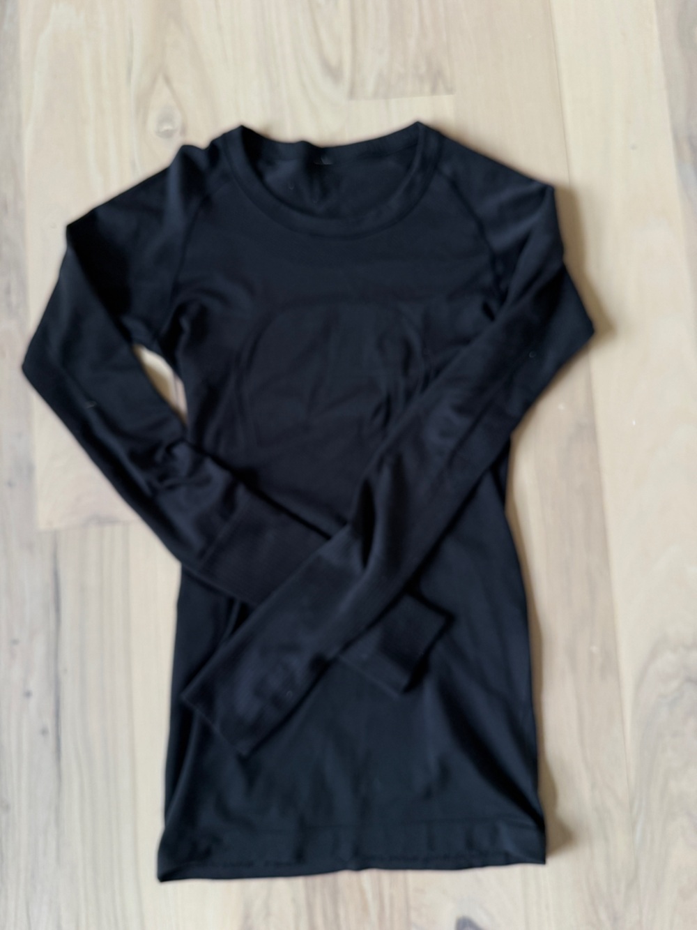 Lululemon Swiftly Tech Women's Long Sleeve Sleep Top size 4